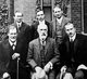 USA: Group photo 1909 in front of Clark University. Front row: Sigmund Freud, G. Stanley Hall, Carl Jung; back row: Abraham A. Brill, Ernest Jones, Sandor Ferenczi